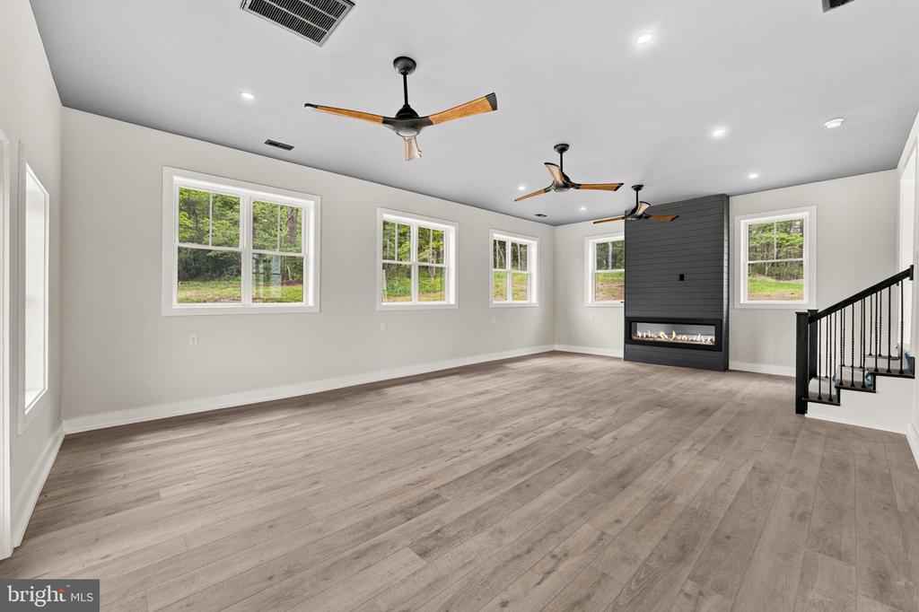 90 MAIN STREET, WASHINGTON, Virginia 22747, 3 Bedrooms Bedrooms, ,3 BathroomsBathrooms,Residential,90 MAIN STREET,VARP2002590 MLS # VARP2002590