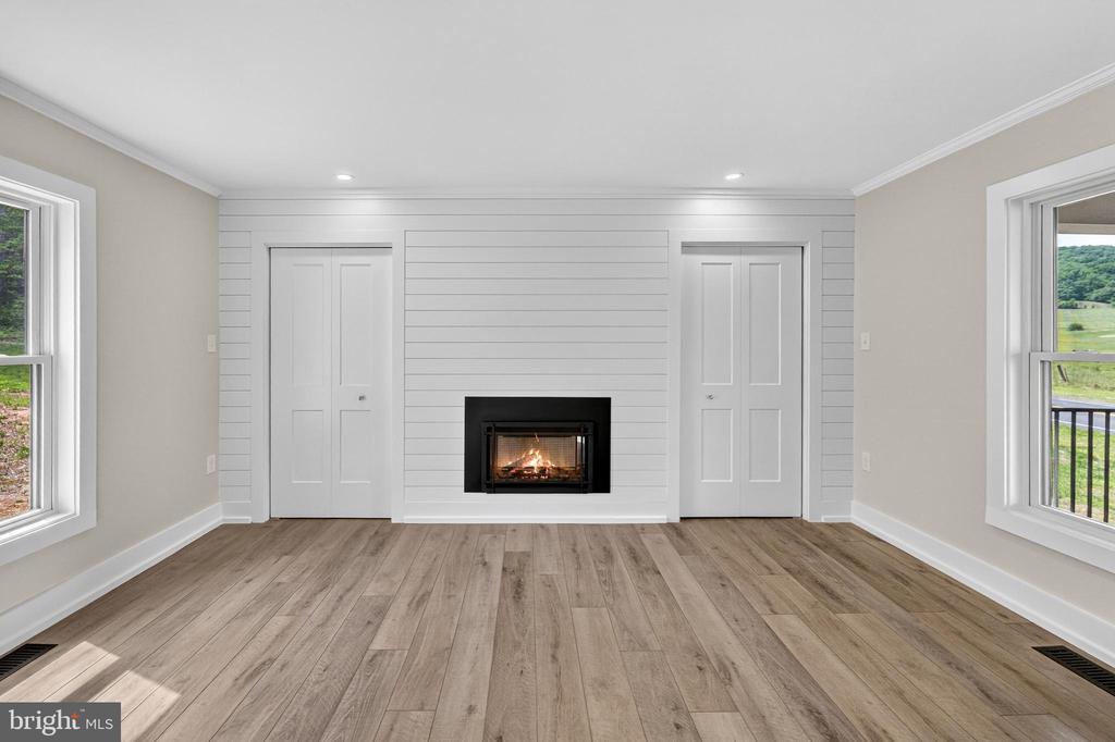 90 MAIN STREET, WASHINGTON, Virginia 22747, 3 Bedrooms Bedrooms, ,3 BathroomsBathrooms,Residential,90 MAIN STREET,VARP2002590 MLS # VARP2002590