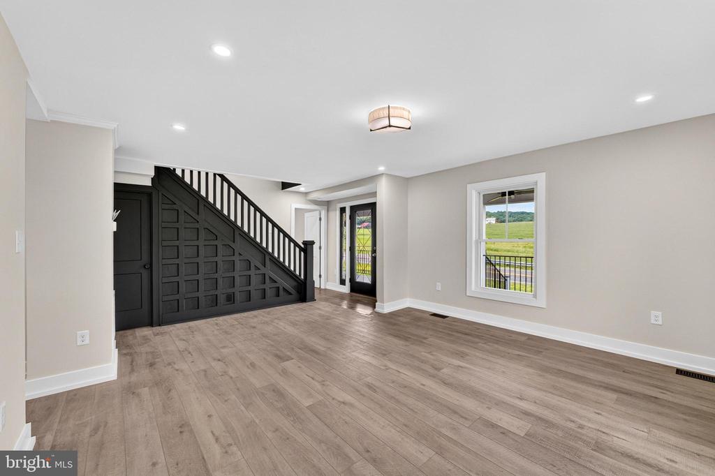 90 MAIN STREET, WASHINGTON, Virginia 22747, 3 Bedrooms Bedrooms, ,3 BathroomsBathrooms,Residential,90 MAIN STREET,VARP2002590 MLS # VARP2002590