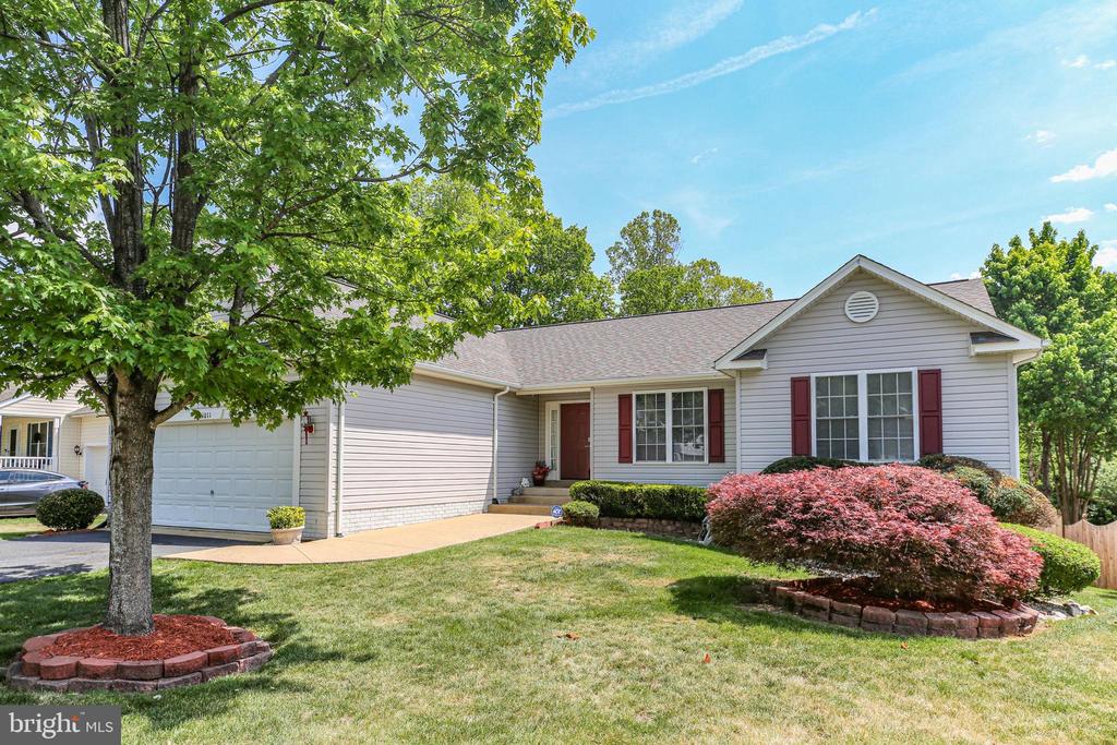 11011 NAPLES CT, FREDERICKSBURG, Virginia 22407, 4 Bedrooms Bedrooms, ,3 BathroomsBathrooms,Residential,11011 NAPLES CT,VASP2041306 MLS # VASP2041306