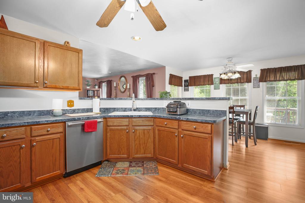 11011 NAPLES CT, FREDERICKSBURG, Virginia 22407, 4 Bedrooms Bedrooms, ,3 BathroomsBathrooms,Residential,11011 NAPLES CT,VASP2041306 MLS # VASP2041306