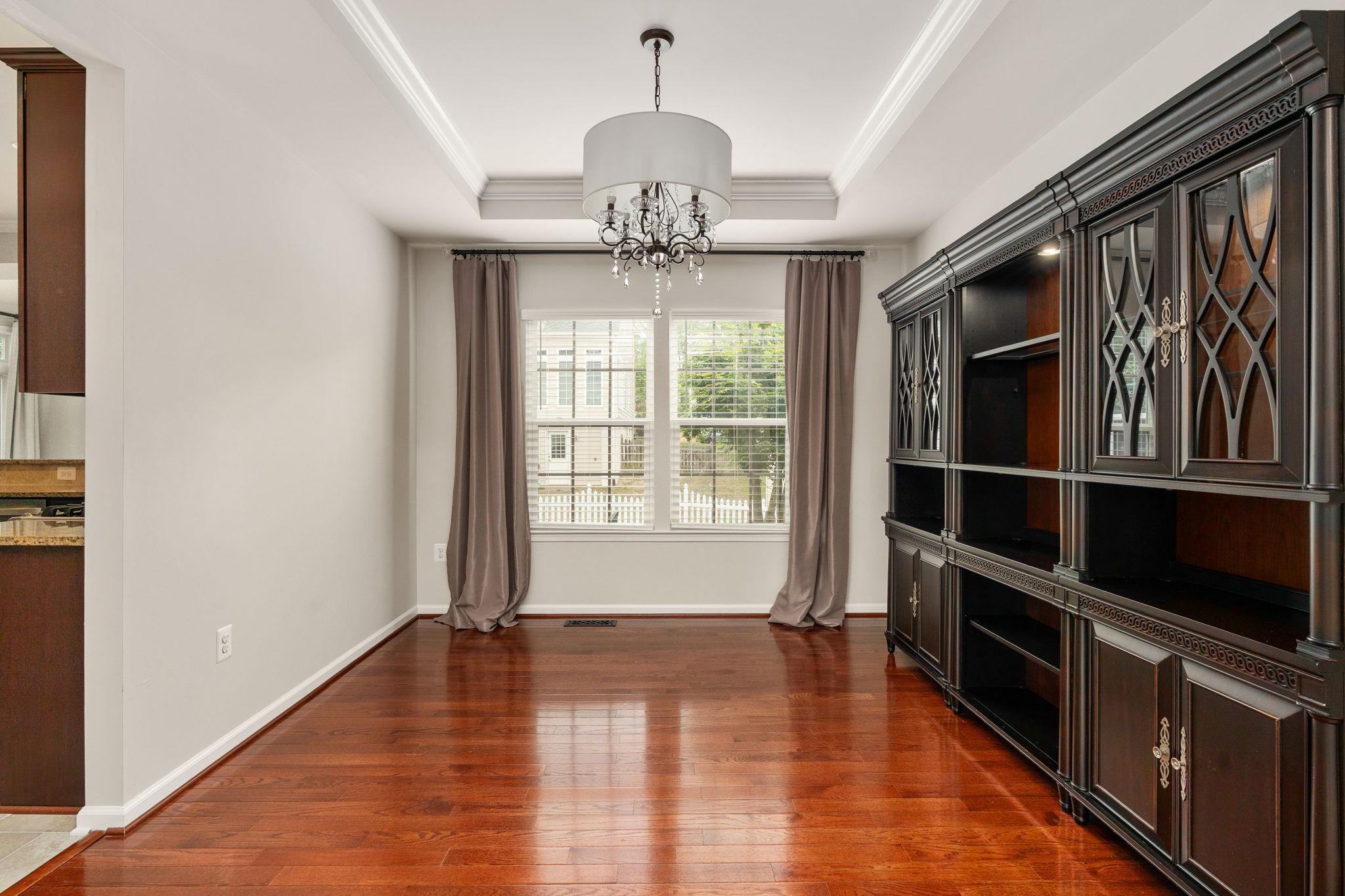 9417 RESERVOIR RD, FREDERICKSBURG, Virginia 22407, 6 Bedrooms Bedrooms, ,3 BathroomsBathrooms,Residential,9417 RESERVOIR RD,VASP2041456 MLS # VASP2041456