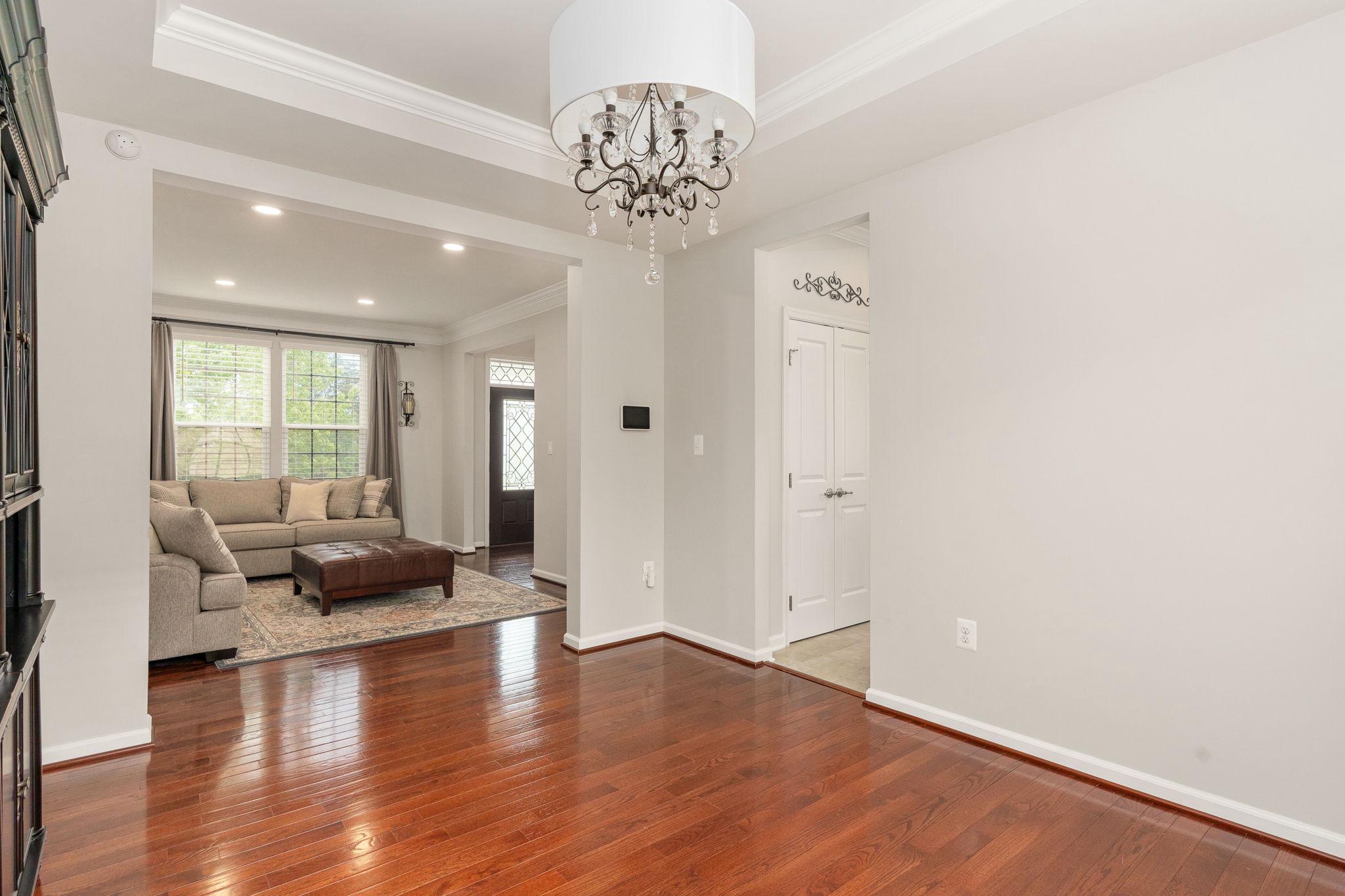 9417 RESERVOIR RD, FREDERICKSBURG, Virginia 22407, 6 Bedrooms Bedrooms, ,3 BathroomsBathrooms,Residential,9417 RESERVOIR RD,VASP2041456 MLS # VASP2041456