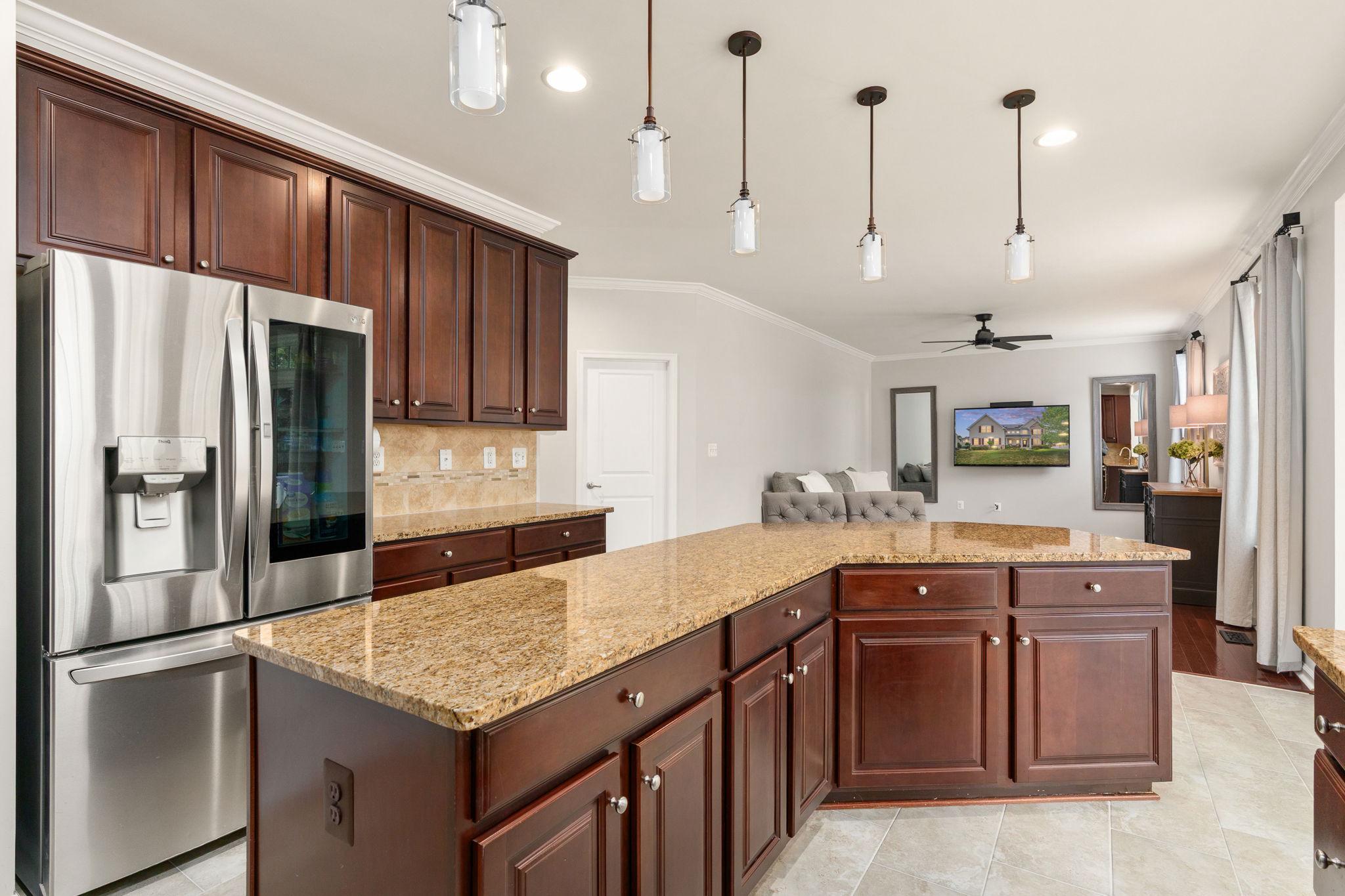 9417 RESERVOIR RD, FREDERICKSBURG, Virginia 22407, 6 Bedrooms Bedrooms, ,3 BathroomsBathrooms,Residential,9417 RESERVOIR RD,VASP2041456 MLS # VASP2041456