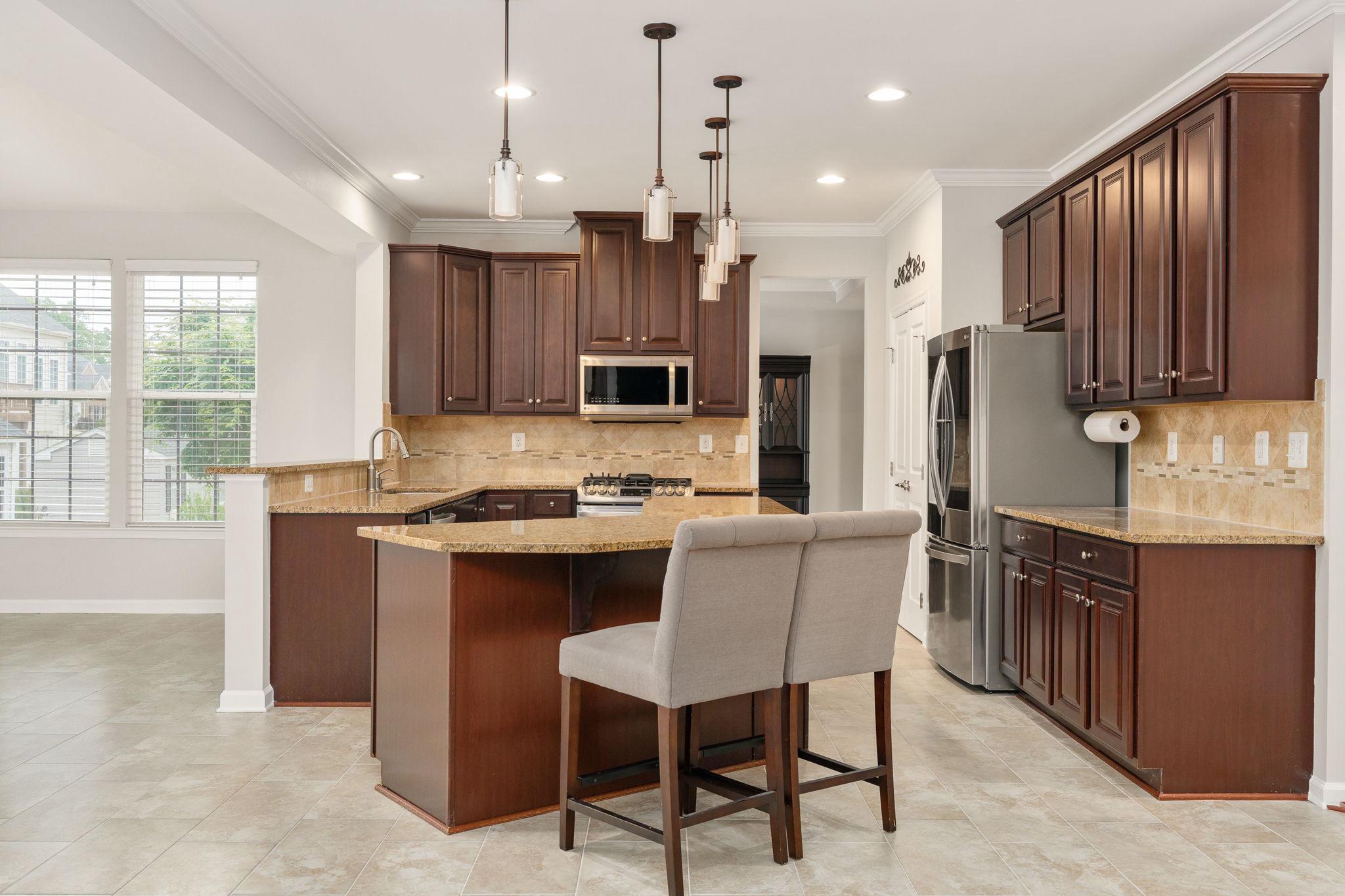 9417 RESERVOIR RD, FREDERICKSBURG, Virginia 22407, 6 Bedrooms Bedrooms, ,3 BathroomsBathrooms,Residential,9417 RESERVOIR RD,VASP2041456 MLS # VASP2041456