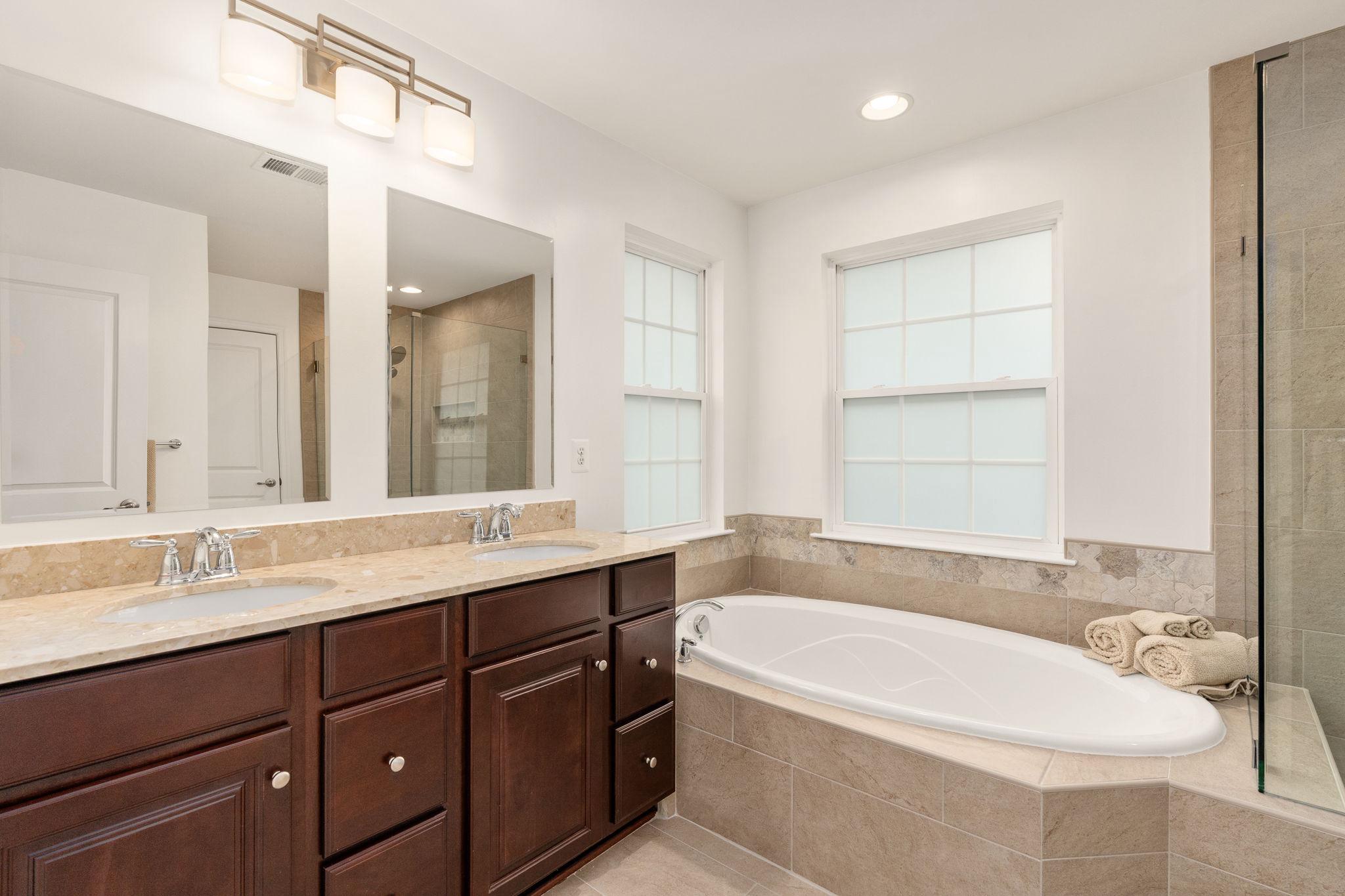 9417 RESERVOIR RD, FREDERICKSBURG, Virginia 22407, 6 Bedrooms Bedrooms, ,3 BathroomsBathrooms,Residential,9417 RESERVOIR RD,VASP2041456 MLS # VASP2041456