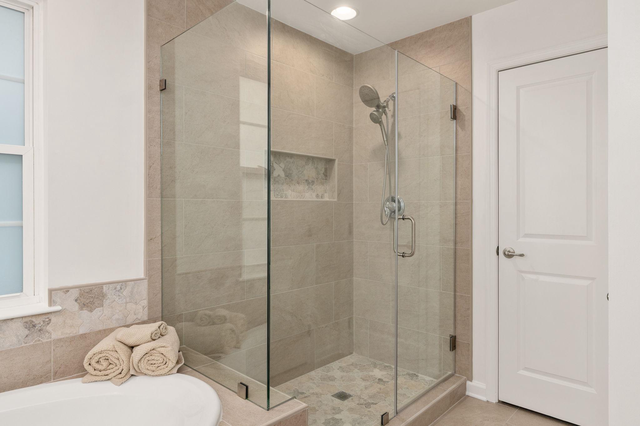9417 RESERVOIR RD, FREDERICKSBURG, Virginia 22407, 6 Bedrooms Bedrooms, ,3 BathroomsBathrooms,Residential,9417 RESERVOIR RD,VASP2041456 MLS # VASP2041456