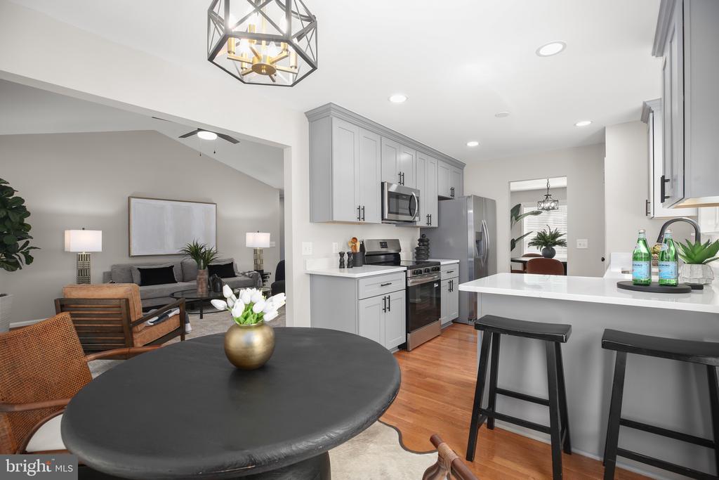 424 LAUREL AVE, FREDERICKSBURG, Virginia 22408, 4 Bedrooms Bedrooms, ,3 BathroomsBathrooms,Residential,424 LAUREL AVE,VASP2041792 MLS # VASP2041792