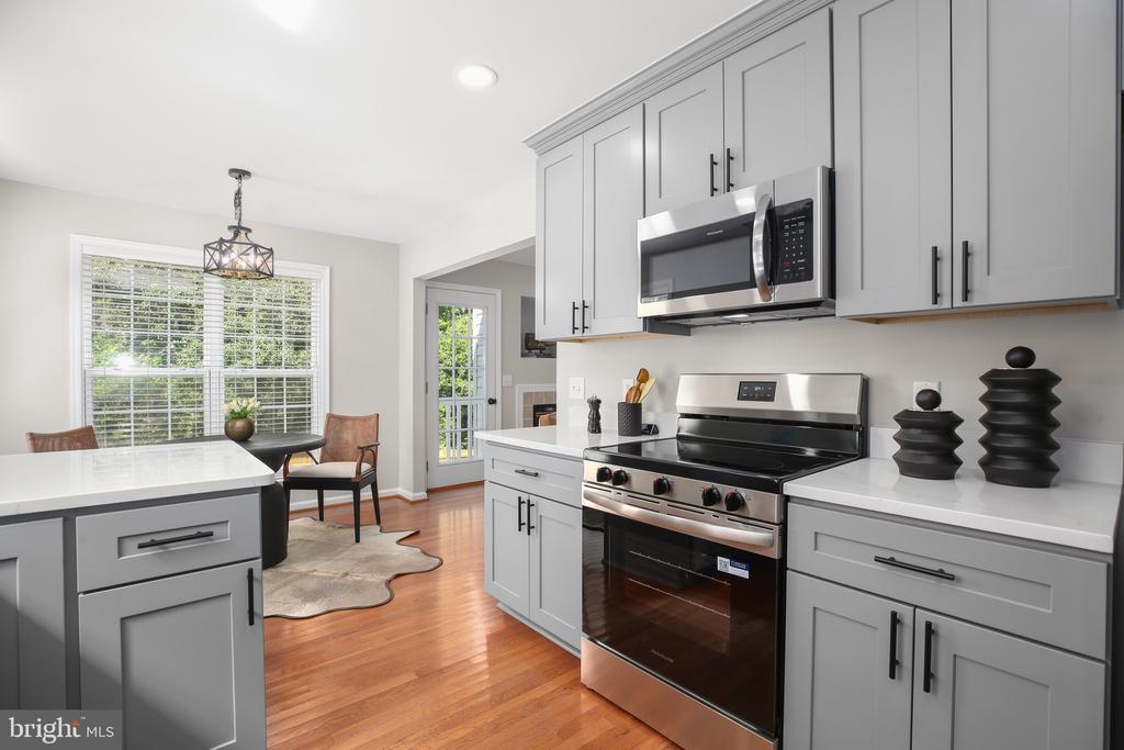 424 LAUREL AVE, FREDERICKSBURG, Virginia 22408, 4 Bedrooms Bedrooms, ,3 BathroomsBathrooms,Residential,424 LAUREL AVE,VASP2041792 MLS # VASP2041792