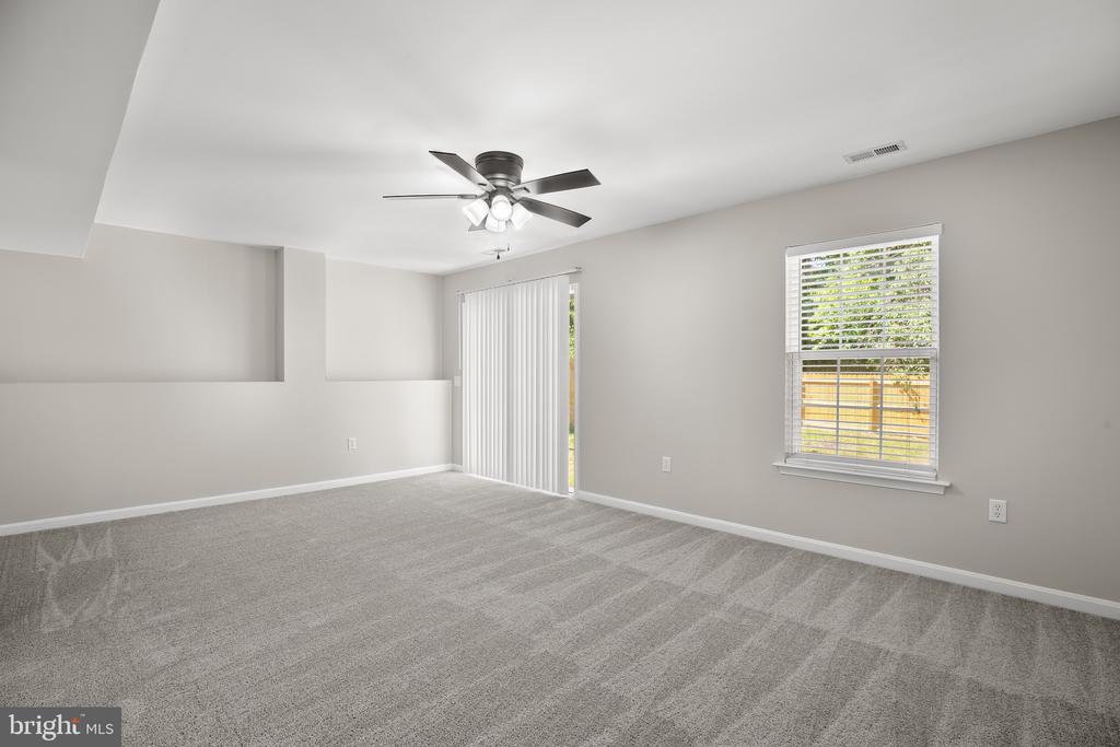 424 LAUREL AVE, FREDERICKSBURG, Virginia 22408, 4 Bedrooms Bedrooms, ,3 BathroomsBathrooms,Residential,424 LAUREL AVE,VASP2041792 MLS # VASP2041792