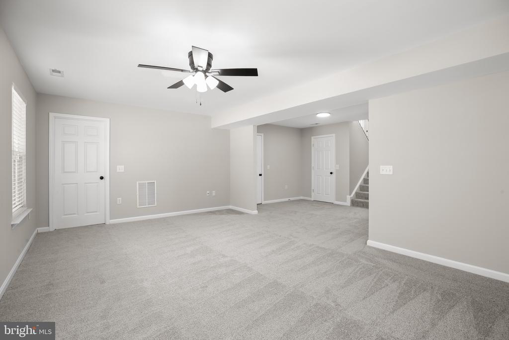424 LAUREL AVE, FREDERICKSBURG, Virginia 22408, 4 Bedrooms Bedrooms, ,3 BathroomsBathrooms,Residential,424 LAUREL AVE,VASP2041792 MLS # VASP2041792