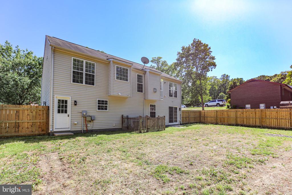 424 LAUREL AVE, FREDERICKSBURG, Virginia 22408, 4 Bedrooms Bedrooms, ,3 BathroomsBathrooms,Residential,424 LAUREL AVE,VASP2041792 MLS # VASP2041792