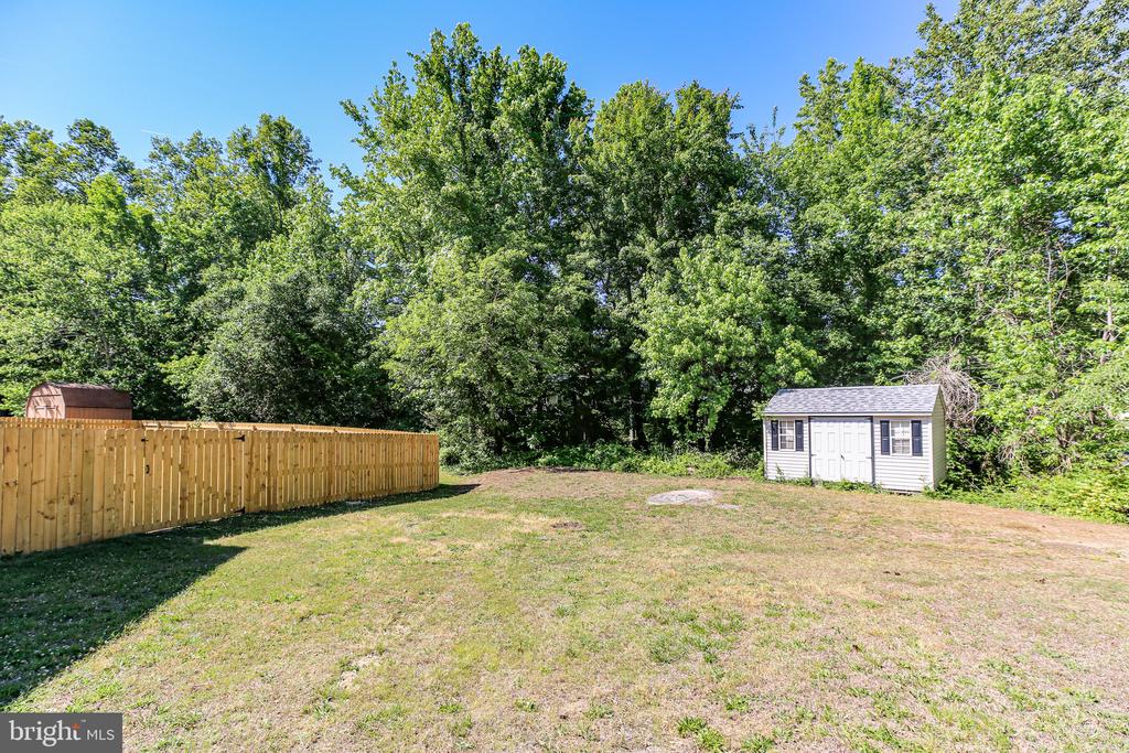 424 LAUREL AVE, FREDERICKSBURG, Virginia 22408, 4 Bedrooms Bedrooms, ,3 BathroomsBathrooms,Residential,424 LAUREL AVE,VASP2041792 MLS # VASP2041792