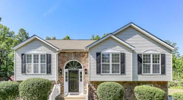 424 LAUREL AVE, FREDERICKSBURG, Virginia 22408, 4 Bedrooms Bedrooms, ,3 BathroomsBathrooms,Residential,424 LAUREL AVE,VASP2041792 MLS # VASP2041792