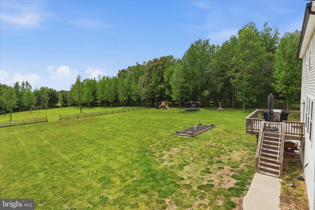 9404 ROBERT E LEE DR, SPOTSYLVANIA, Virginia 22551, 4 Bedrooms Bedrooms, ,2 BathroomsBathrooms,Residential,9404 ROBERT E LEE DR,VASP2041580 MLS # VASP2041580