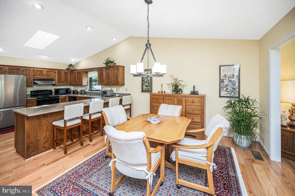 109 FAIRWAY DR, LOCUST GROVE, Virginia 22508, 3 Bedrooms Bedrooms, ,2 BathroomsBathrooms,Residential,109 FAIRWAY DR,VAOR2014126 MLS # VAOR2014126