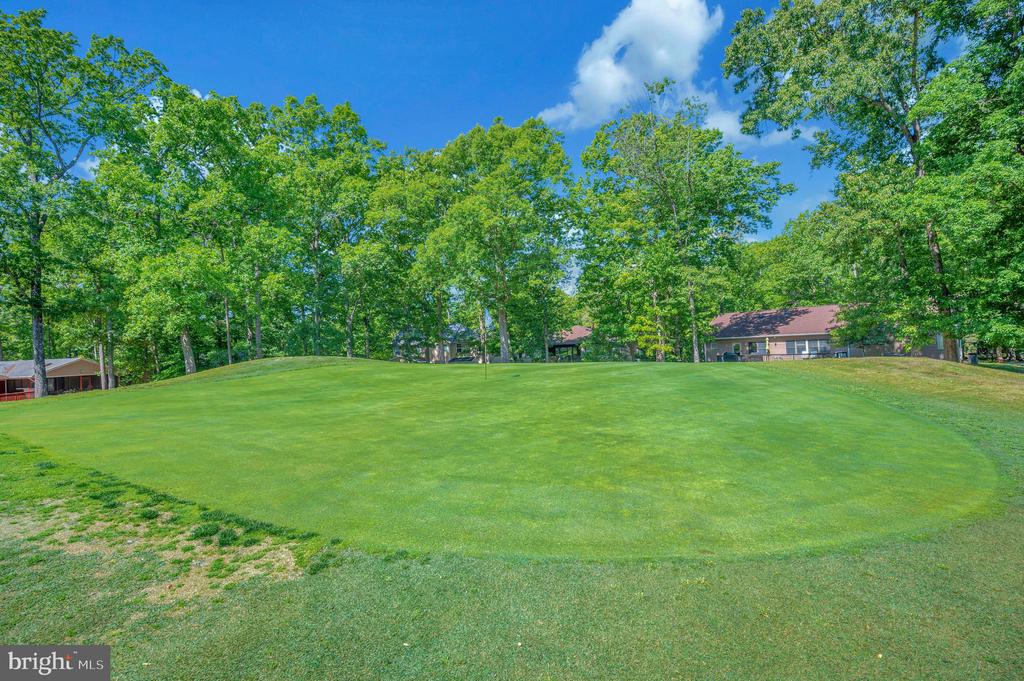 109 FAIRWAY DR, LOCUST GROVE, Virginia 22508, 3 Bedrooms Bedrooms, ,2 BathroomsBathrooms,Residential,109 FAIRWAY DR,VAOR2014126 MLS # VAOR2014126