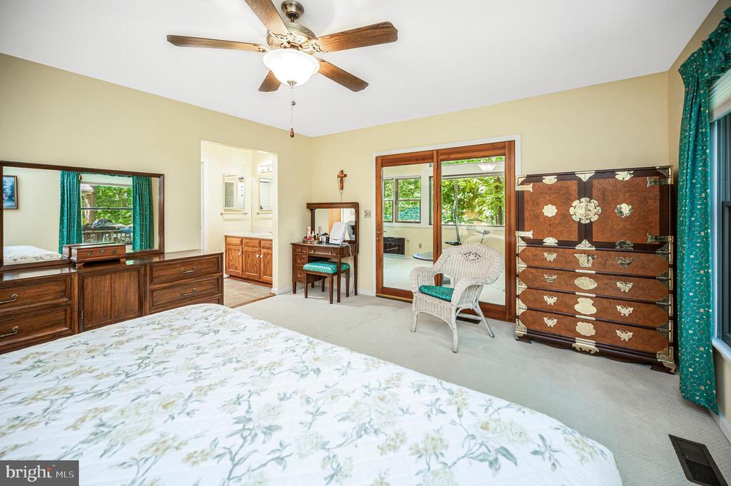 109 FAIRWAY DR, LOCUST GROVE, Virginia 22508, 3 Bedrooms Bedrooms, ,2 BathroomsBathrooms,Residential,109 FAIRWAY DR,VAOR2014126 MLS # VAOR2014126