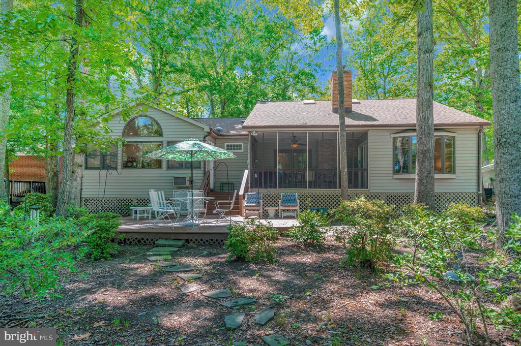 109 FAIRWAY DR, LOCUST GROVE, Virginia 22508, 3 Bedrooms Bedrooms, ,2 BathroomsBathrooms,Residential,109 FAIRWAY DR,VAOR2014126 MLS # VAOR2014126