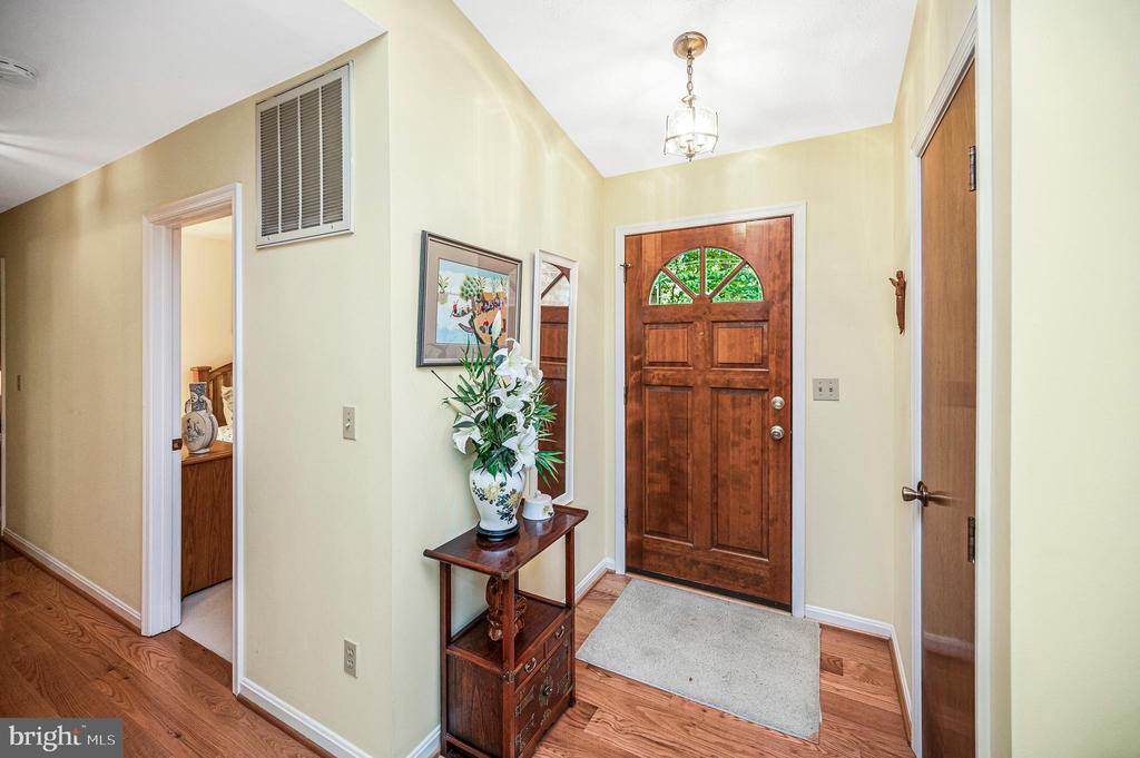 109 FAIRWAY DR, LOCUST GROVE, Virginia 22508, 3 Bedrooms Bedrooms, ,2 BathroomsBathrooms,Residential,109 FAIRWAY DR,VAOR2014126 MLS # VAOR2014126