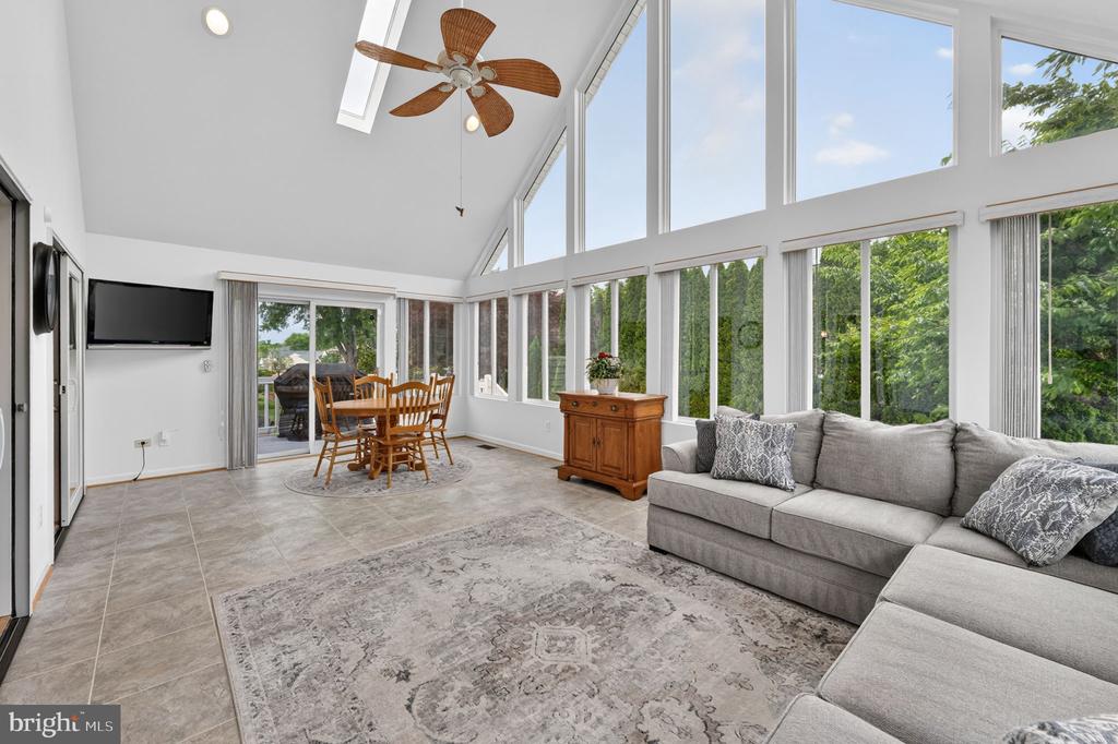 1012 GOLF DR, CULPEPER, Virginia 22701, 4 Bedrooms Bedrooms, ,2 BathroomsBathrooms,Residential,1012 GOLF DR,VACU2013594 MLS # VACU2013594