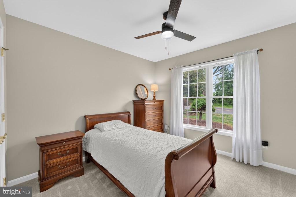 1012 GOLF DR, CULPEPER, Virginia 22701, 4 Bedrooms Bedrooms, ,2 BathroomsBathrooms,Residential,1012 GOLF DR,VACU2013594 MLS # VACU2013594