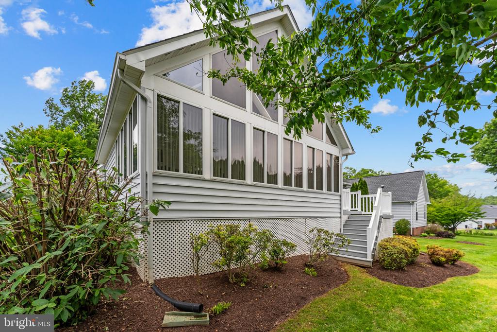 1012 GOLF DR, CULPEPER, Virginia 22701, 4 Bedrooms Bedrooms, ,2 BathroomsBathrooms,Residential,1012 GOLF DR,VACU2013594 MLS # VACU2013594