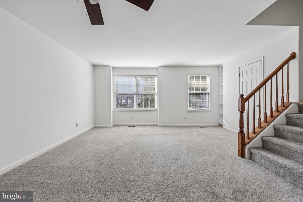 7217 WYTHEVILLE, FREDERICKSBURG, Virginia 22407, 3 Bedrooms Bedrooms, ,2 BathroomsBathrooms,Residential,SALEM FIELDS HOA,7217 WYTHEVILLE,VASP2041920 MLS # VASP2041920