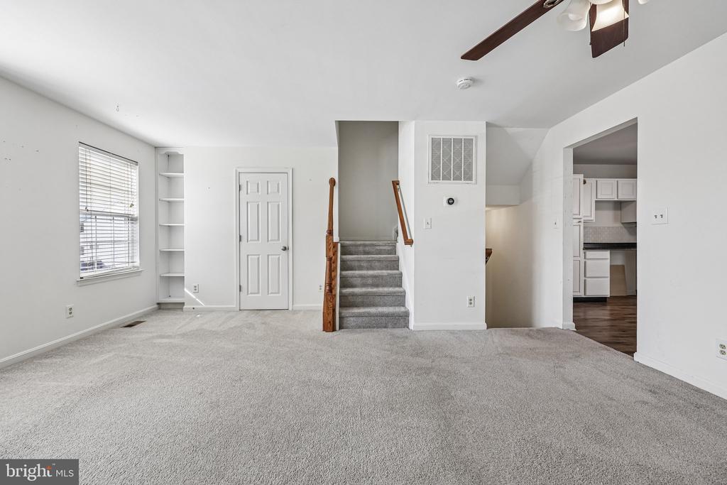 7217 WYTHEVILLE, FREDERICKSBURG, Virginia 22407, 3 Bedrooms Bedrooms, ,2 BathroomsBathrooms,Residential,SALEM FIELDS HOA,7217 WYTHEVILLE,VASP2041920 MLS # VASP2041920