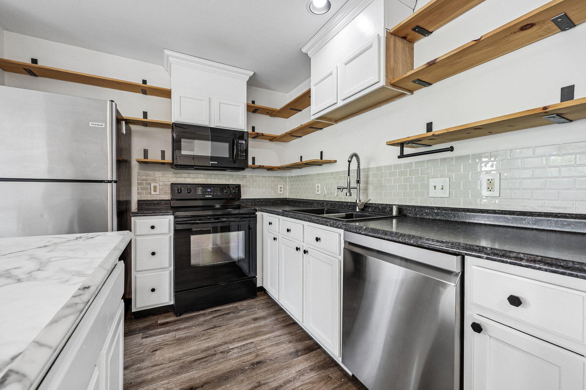 7217 WYTHEVILLE, FREDERICKSBURG, Virginia 22407, 3 Bedrooms Bedrooms, ,2 BathroomsBathrooms,Residential,SALEM FIELDS HOA,7217 WYTHEVILLE,VASP2041920 MLS # VASP2041920