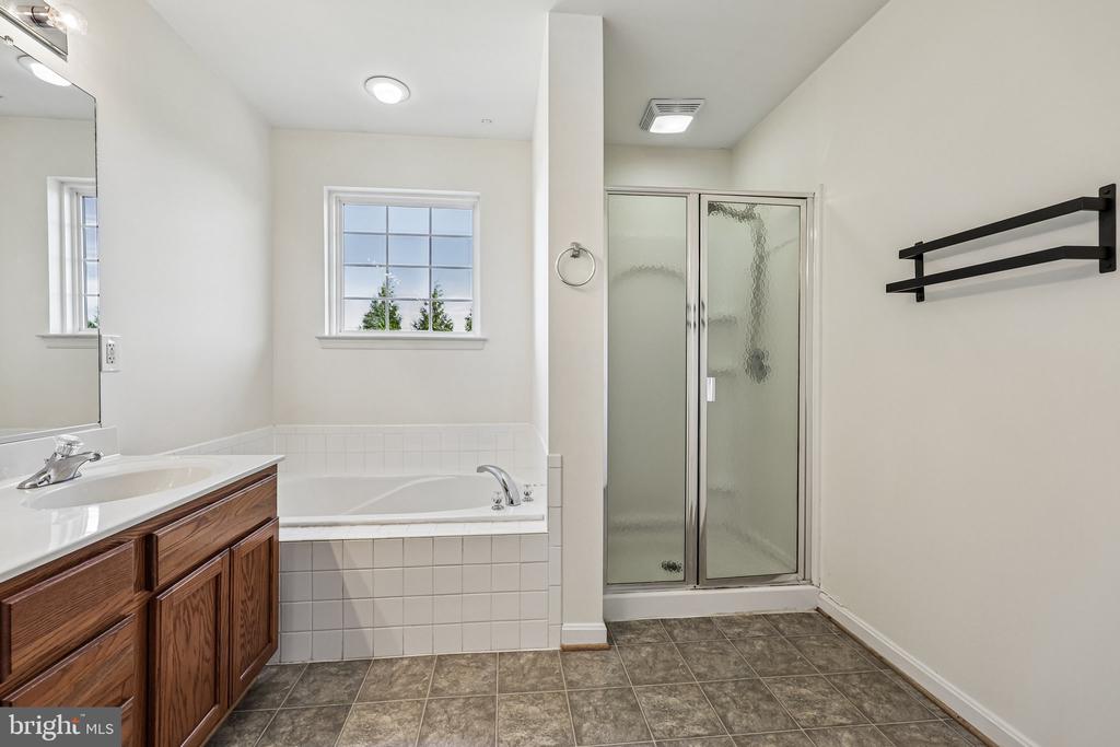 7217 WYTHEVILLE, FREDERICKSBURG, Virginia 22407, 3 Bedrooms Bedrooms, ,2 BathroomsBathrooms,Residential,SALEM FIELDS HOA,7217 WYTHEVILLE,VASP2041920 MLS # VASP2041920