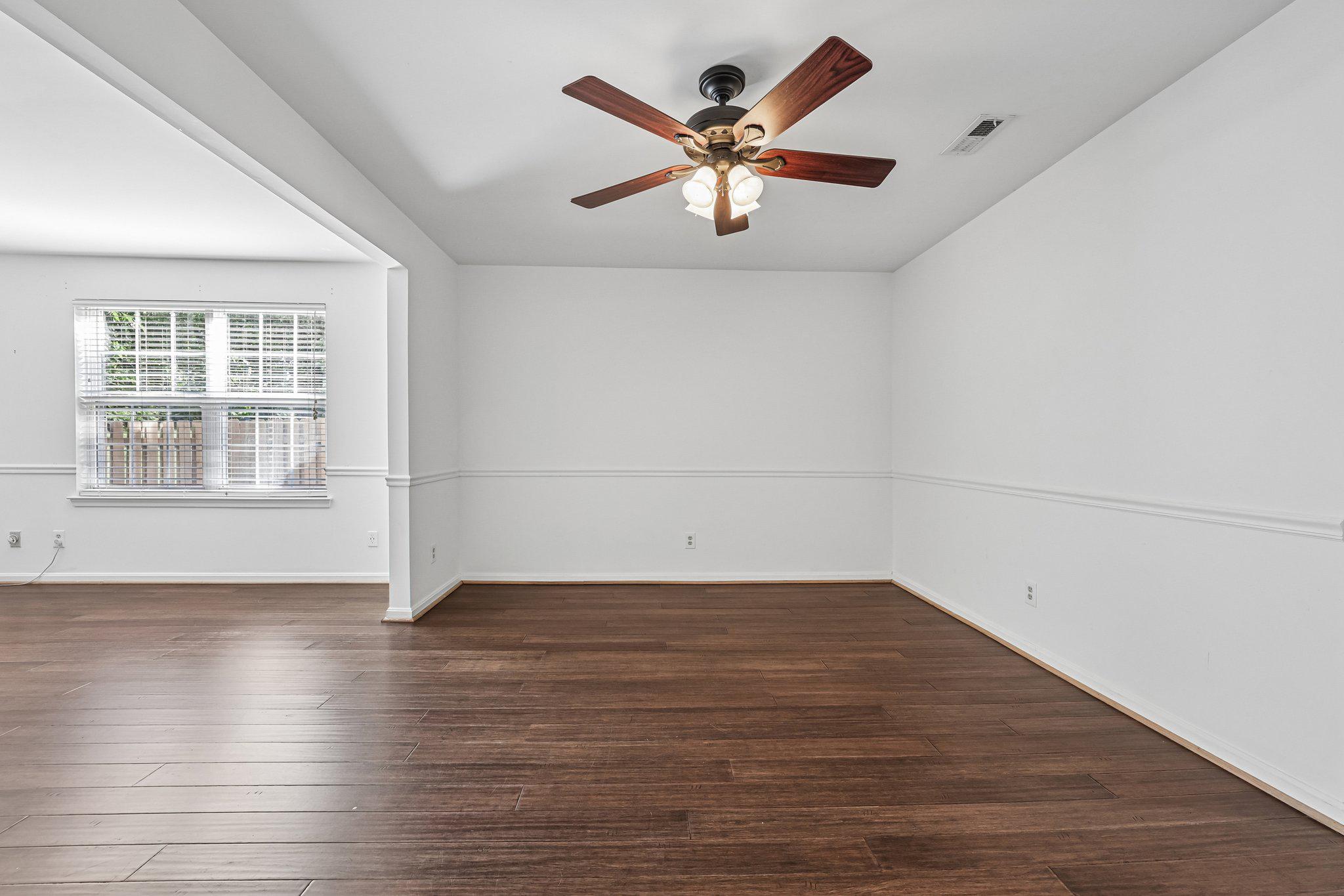 7217 WYTHEVILLE, FREDERICKSBURG, Virginia 22407, 3 Bedrooms Bedrooms, ,2 BathroomsBathrooms,Residential,SALEM FIELDS HOA,7217 WYTHEVILLE,VASP2041920 MLS # VASP2041920