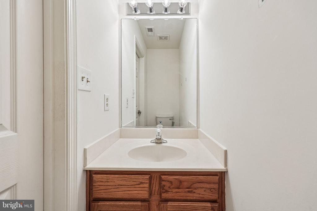 7217 WYTHEVILLE, FREDERICKSBURG, Virginia 22407, 3 Bedrooms Bedrooms, ,2 BathroomsBathrooms,Residential,SALEM FIELDS HOA,7217 WYTHEVILLE,VASP2041920 MLS # VASP2041920
