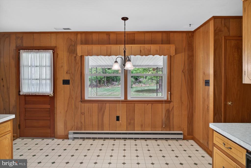 255 VERBENA RD, SHENANDOAH, Virginia 22849, 3 Bedrooms Bedrooms, ,1 BathroomBathrooms,Residential,255 VERBENA RD,VAPA2006448 MLS # VAPA2006448