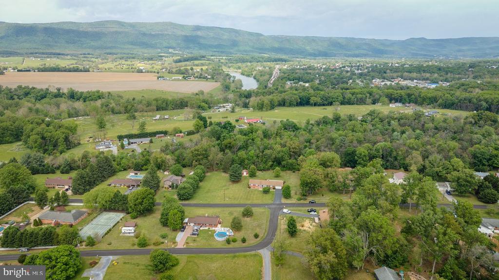 255 VERBENA RD, SHENANDOAH, Virginia 22849, 3 Bedrooms Bedrooms, ,1 BathroomBathrooms,Residential,255 VERBENA RD,VAPA2006448 MLS # VAPA2006448