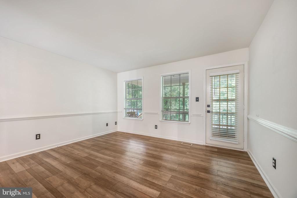 10907 CRESTWOOD DR, SPOTSYLVANIA, Virginia 22553, 3 Bedrooms Bedrooms, ,2 BathroomsBathrooms,Residential,10907 CRESTWOOD DR,VASP2041926 MLS # VASP2041926