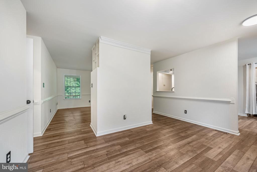 10907 CRESTWOOD DR, SPOTSYLVANIA, Virginia 22553, 3 Bedrooms Bedrooms, ,2 BathroomsBathrooms,Residential,10907 CRESTWOOD DR,VASP2041926 MLS # VASP2041926