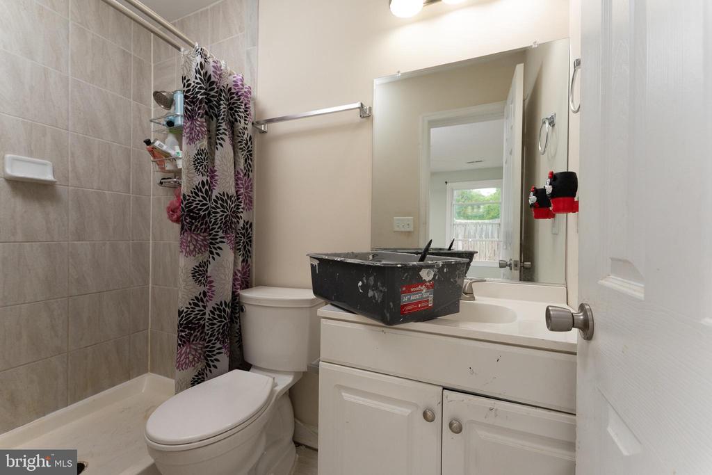 408 S BROOKS DR, FREDERICKSBURG, Virginia 22408, 3 Bedrooms Bedrooms, ,2 BathroomsBathrooms,Residential,408 S BROOKS DR,VASP2041764 MLS # VASP2041764