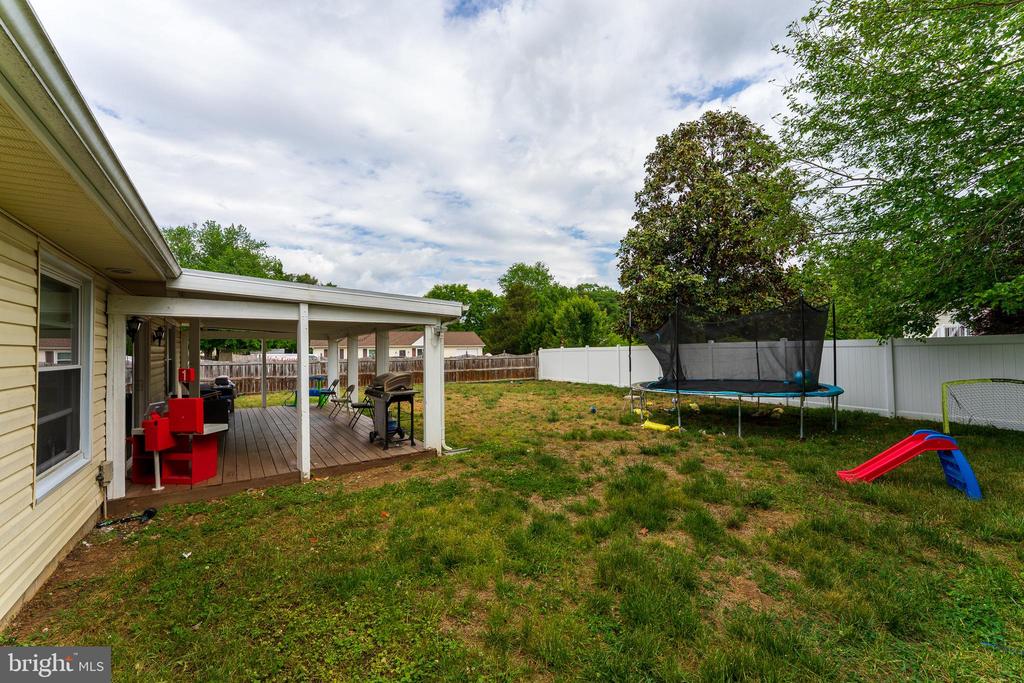 408 S BROOKS DR, FREDERICKSBURG, Virginia 22408, 3 Bedrooms Bedrooms, ,2 BathroomsBathrooms,Residential,408 S BROOKS DR,VASP2041764 MLS # VASP2041764