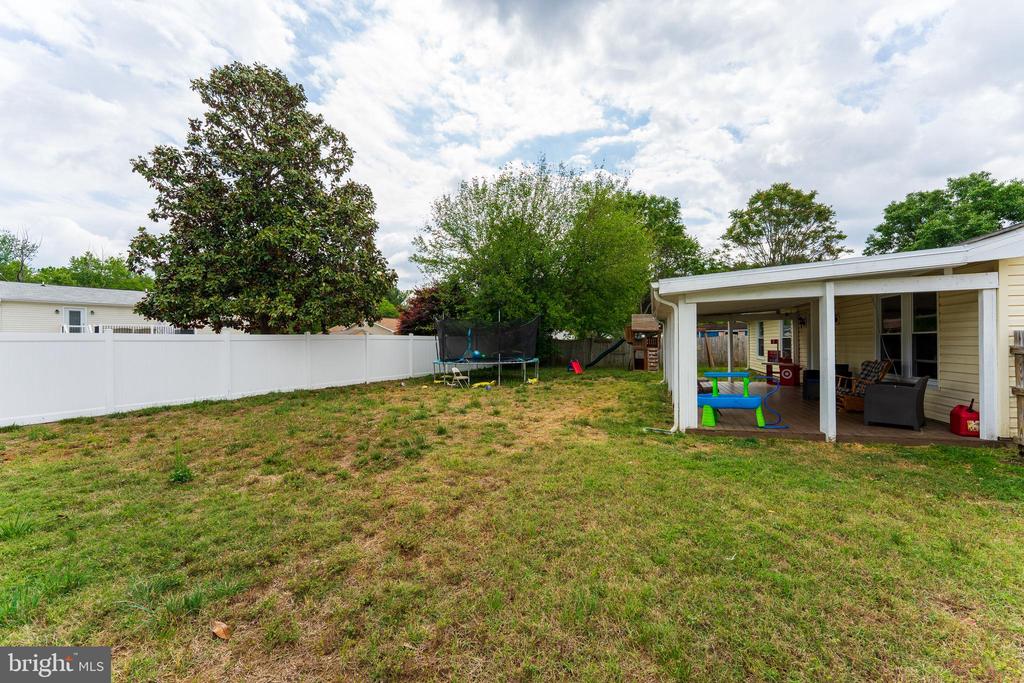 408 S BROOKS DR, FREDERICKSBURG, Virginia 22408, 3 Bedrooms Bedrooms, ,2 BathroomsBathrooms,Residential,408 S BROOKS DR,VASP2041764 MLS # VASP2041764