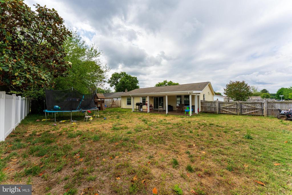408 S BROOKS DR, FREDERICKSBURG, Virginia 22408, 3 Bedrooms Bedrooms, ,2 BathroomsBathrooms,Residential,408 S BROOKS DR,VASP2041764 MLS # VASP2041764