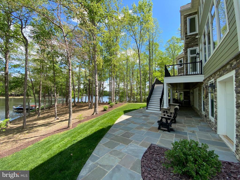 11215 PRESWICK LN, SPOTSYLVANIA, Virginia 22551, 5 Bedrooms Bedrooms, ,5 BathroomsBathrooms,Residential,11215 PRESWICK LN,VASP2041934 MLS # VASP2041934