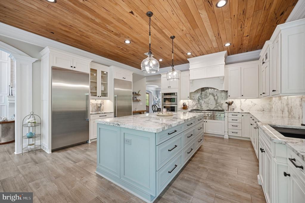 11215 PRESWICK LN, SPOTSYLVANIA, Virginia 22551, 5 Bedrooms Bedrooms, ,5 BathroomsBathrooms,Residential,11215 PRESWICK LN,VASP2041934 MLS # VASP2041934