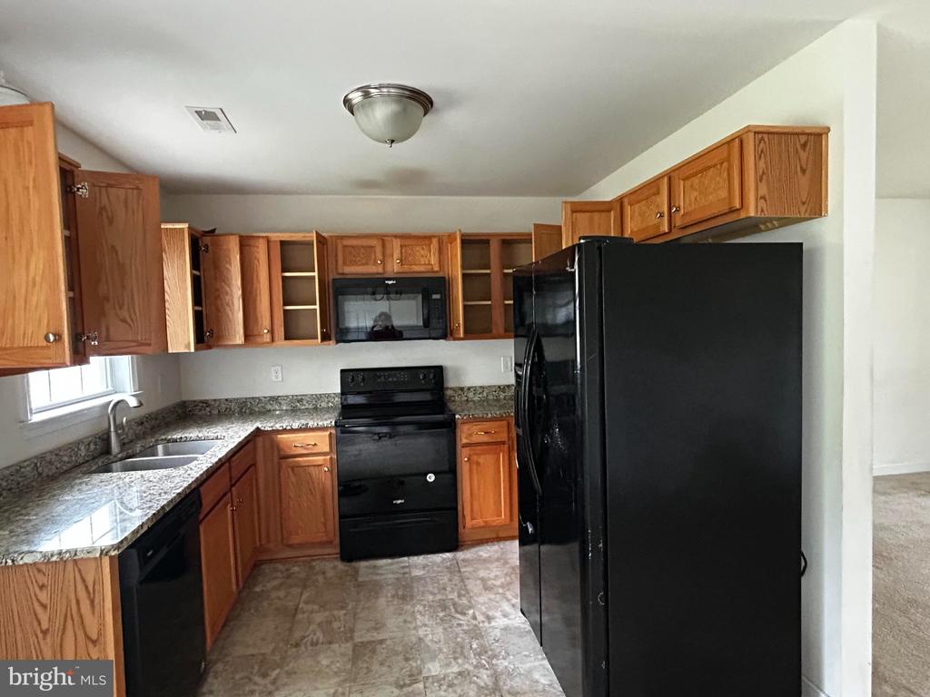 6338 OLD PLANK RD, FREDERICKSBURG, Virginia 22407, 3 Bedrooms Bedrooms, ,2 BathroomsBathrooms,Residential,6338 OLD PLANK RD,VASP2041936 MLS # VASP2041936