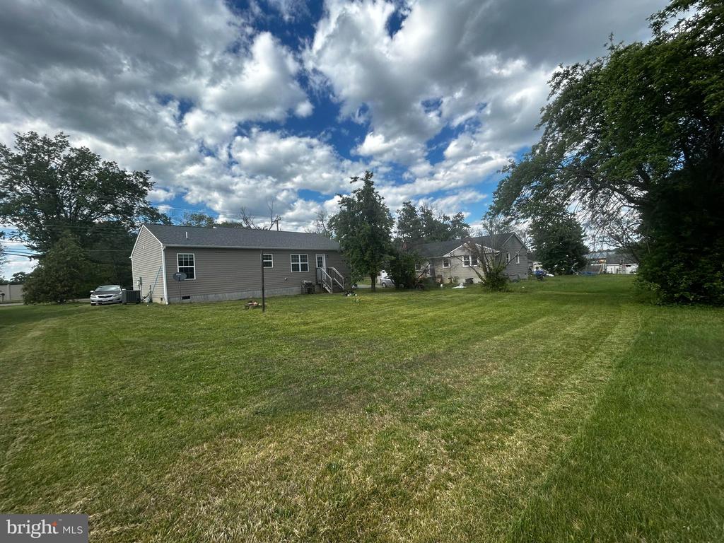 6338 OLD PLANK RD, FREDERICKSBURG, Virginia 22407, 3 Bedrooms Bedrooms, ,2 BathroomsBathrooms,Residential,6338 OLD PLANK RD,VASP2041936 MLS # VASP2041936