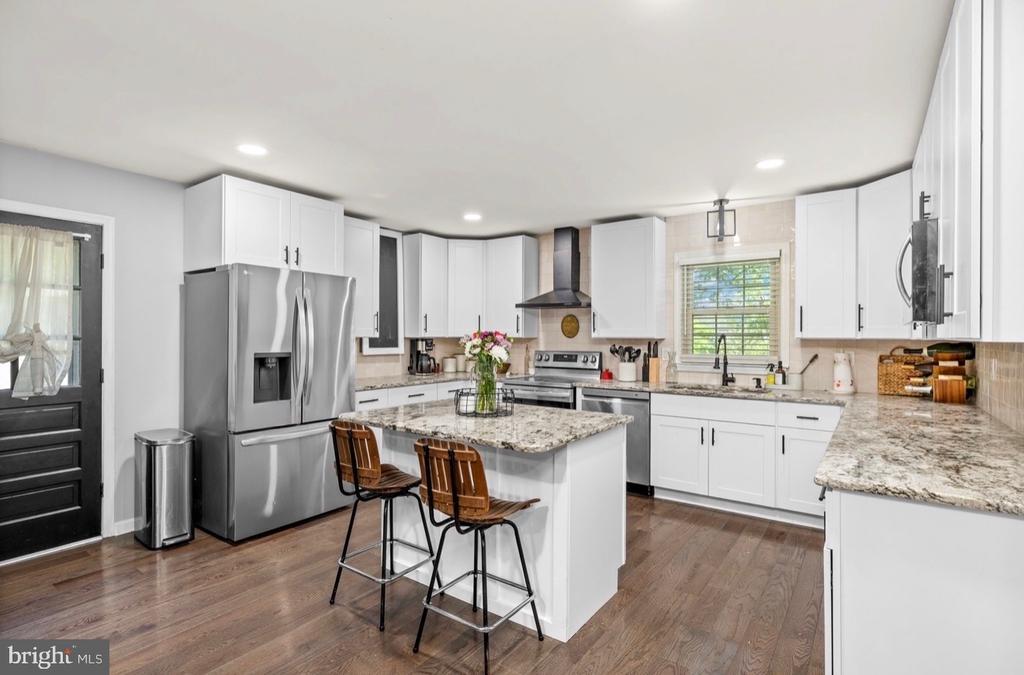 7501 HUNTERS LODGE DR, SPOTSYLVANIA, Virginia 22551, 3 Bedrooms Bedrooms, ,2 BathroomsBathrooms,Residential,7501 HUNTERS LODGE DR,VASP2041822 MLS # VASP2041822