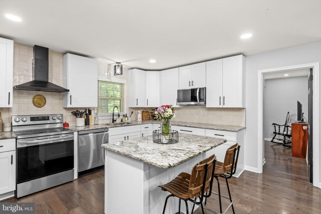 7501 HUNTERS LODGE DR, SPOTSYLVANIA, Virginia 22551, 3 Bedrooms Bedrooms, ,2 BathroomsBathrooms,Residential,7501 HUNTERS LODGE DR,VASP2041822 MLS # VASP2041822