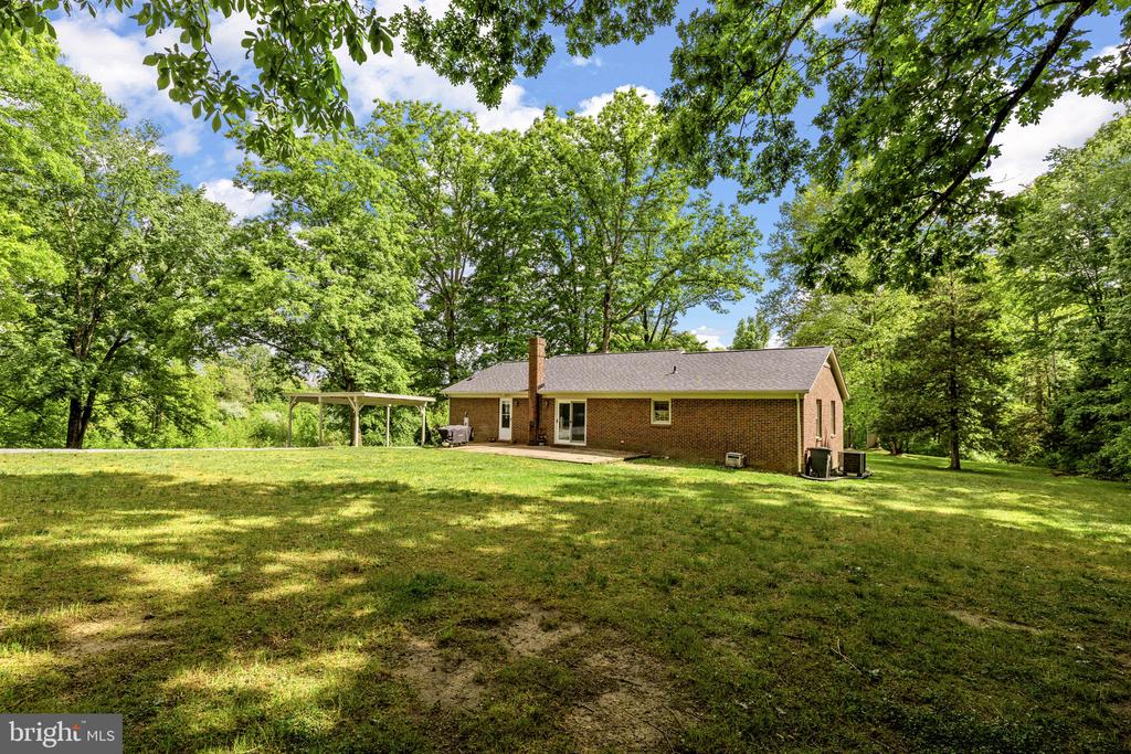 7501 HUNTERS LODGE DR, SPOTSYLVANIA, Virginia 22551, 3 Bedrooms Bedrooms, ,2 BathroomsBathrooms,Residential,7501 HUNTERS LODGE DR,VASP2041822 MLS # VASP2041822