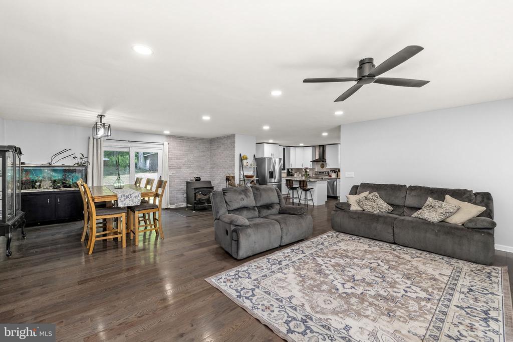 7501 HUNTERS LODGE DR, SPOTSYLVANIA, Virginia 22551, 3 Bedrooms Bedrooms, ,2 BathroomsBathrooms,Residential,7501 HUNTERS LODGE DR,VASP2041822 MLS # VASP2041822