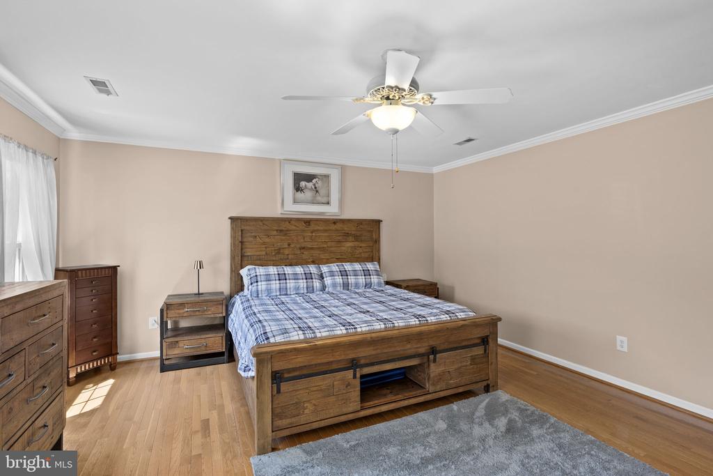 9318 ROBERT E LEE DR, SPOTSYLVANIA, Virginia 22551, 4 Bedrooms Bedrooms, ,3 BathroomsBathrooms,Residential,9318 ROBERT E LEE DR,VASP2041914 MLS # VASP2041914